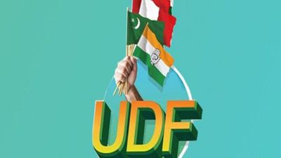 അവസാന ലാപ്പിലും തരംഗ സൂചനയില്ല; മധ്യകേരളത്തിൽ യുഡിഎഫ് നില മെച്ചപ്പെടുത്തും 