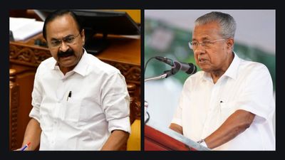 മദ്യ കമ്പനികളും കുത്തകകളും  ടീം യുഡിഎഫിലെ പുതിയ സഖ്യകക്ഷികൾ, തുറന്നടിച്ച് പിണറായി വിജയൻ