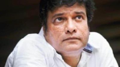 പ്രഭാസ് ചിത്രത്തിന്റെ സെറ്റിൽ നടൻ രാജേഷ് ശർമ്മയ്ക്ക് വിഷ പ്രാണിയുടെ കടിയേറ്റു; താരം ഐസിയുവിൽ