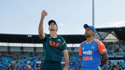 India vs Australia: ଟସ୍ ଜିତି ପ୍ରଥମେ ବୋଲିଙ୍ଗ କରିବ ଭାରତ