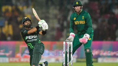 କାର୍ଯ୍ୟାନୁଷ୍ଠାନ ଭୟରେ ନିଷ୍ପତ୍ତି ବଦଳାଇଲା ପାକିସ୍ତାନ, ଖେଳାଳିଙ୍କ ପାଇଁ ବୁକିଂ କଲା ଟିକେଟ