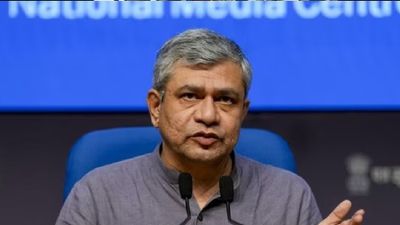 ଭାରତ ଔଦ୍ୟୋଗିକ ବିକାଶ ଯୋଜନାକୁ କେନ୍ଦ୍ର କ୍ୟାବିନେଟ୍‍ର ମଞ୍ଜୁରୀ,୩୩.୬୬୦ କୋଟି ଟଙ୍କା ବ୍ୟୟରେ ବିକଶିତ ହେବ ୧୦୦ଟି ....