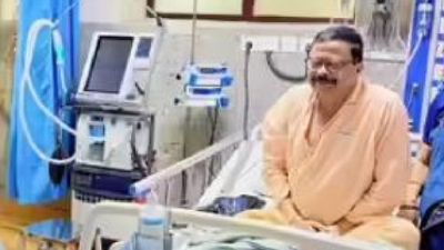 ଦିଲ୍ଲୀ ଏମ୍ସରେ ରାଜସ୍ୱ ମନ୍ତ୍ରୀ ସୁରେଶ ପୂଜାରୀଙ୍କ ଅସ୍ତ୍ରୋପଚାର  ସଫଳ, ସ୍ୱାସ୍ଥ୍ୟାବସ୍ଥା ସ୍ଥିର ଥିବା ଏମ୍ସ ପକ୍ଷରୁ ସୂଚନା