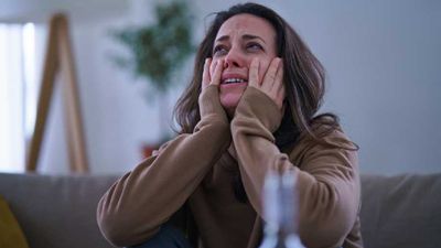 କାନ୍ଦିଲେ ମିଳିଥାଏ ଏହି ସବୁ ଫାଇଦା, ଜାଣିଲେ ହେବେ ଆଶ୍ଚର୍ଯ୍ୟ