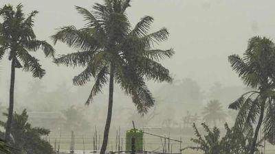 ପଡ଼ୋଶୀ ଦେଶ ପାକିସ୍ତାନ ଉପରେ ଏବେ ପ୍ରକୃତିର ତାଣ୍ଡବ,  ୧୯ ମୃତ