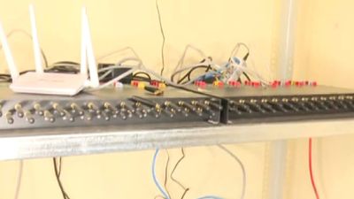 ଭୁବନେଶ୍ୱରରେ ବେଆଇନ ସିମ୍ ବକ୍ସ,ଚଢ଼ାଉ କରି ୨ ଜଣଙ୍କୁ ଧରିଲା କମିଶନରେଟ୍ ପୋଲିସର