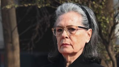 ଇରାନର ସର୍ବୋଚ୍ଚ ନେତା ଖାମେନିଙ୍କ ମୃତ୍ୟୁ ଉପରେ ନିରବତା ବଙ୍ଗିଲେ ସିନିଆ ଗାନ୍ଧୀ ,କହିଲେ ସରକାରଙ୍କ ନୀରବତା ବିଚଳିତ କରୁଛି