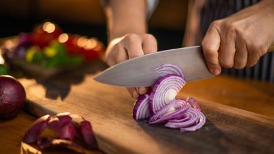 ପିଆଜ ଖାଇବା ଦ୍ୱାରା ମିଳିଥାଏ ଚମତ୍କାର ଫାଇଦା, ଜାଣିଲେ ଆପଣ ବି ହେବେ ଆଶ୍ଚର୍ଯ୍ୟ