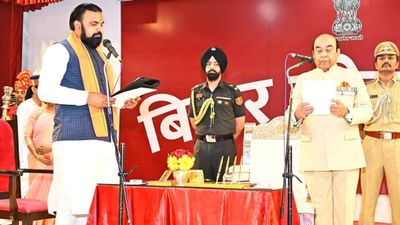 ମୁଖ୍ୟମନ୍ତ୍ରୀ ଭାବେ ଶପଥ ନେଲେ ସମ୍ରାଟ ଚୌଧୁରୀ