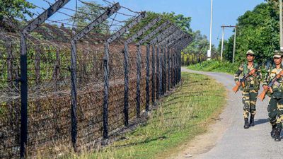 କୋର୍ଟ ନୁହେଁ, ସିଧାସଳଖ BSF ହାତକୁ ଯିବେ ବାଂଲାଦେଶୀ ଅନୁପ୍ରବେଶକାରୀ