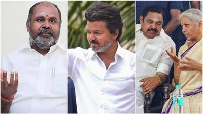  எங்களோட வாங்க.. விஜய்யை அழைக்கும் அதிமுகவின் 2ம் கட்ட தலைகள்.. தடுக்காத எடப்பாடி.. பின்னணி இதுதான்!