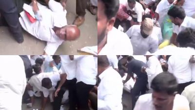 அதிமுக பொதுக்குழு: நுழைவு வாயிலில் தள்ளுமுள்ளு.. முண்டியடித்த தொண்டர்கள்.. கீழே விழுந்ததால் பரபரப்பு