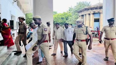 20 ஆண்டுகள் ஜெயிலில் இருந்துட்டோம்! ஆயுள் தண்டனையை ரத்து செய்க! பவாரியா கொள்ளையர்கள் அப்பீல்