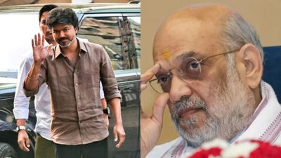 விஜய் திணறிட்டாராமே.. சரியான நேரத்தில் சீனுக்குள் வரும் அமித் ஷா.. ரெடியான ரிப்போர்ட்.. என்ன ஆகும்? 