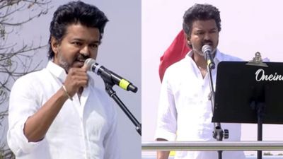 சும்மா இருக்க மாட்டீங்களா.. விஜய் டெல்லி போற நேரம் பார்த்து! தவெக தலைகள் போட்ட ஆட்டம்! டெல்லி கோபம்? 