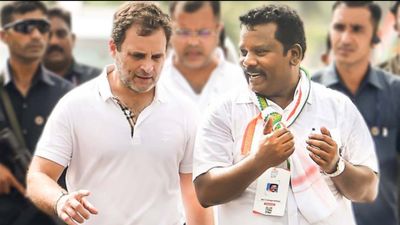 காங்கிரஸில் களைகட்டிய கலகம்..டெல்லியில் பஞ்சாயத்து பேசும் ராகுல் காந்தி! 19-ம் தேதி வெளியாகும் ரிசல்ட்?