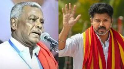 விஜய் என்னதான் ஆஃபர் கொடுத்தாலும் யாரும் போக மாட்றாங்களே! பெ.சண்முகம் கிண்டல்