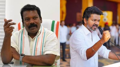 விஜய் கட்சியால் காங்கிரஸில் விழுந்த முதல் விக்கெட்.. கூட்டணி அமைக்காததால் ராஜினாமா 