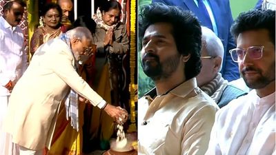 பராசக்திக்கு காங்கிரஸ் எதிர்ப்பு, பாஜக ஆதரவு.. தவிக்கும் திமுக.. தலைகீழாக மாறிய தமிழக அரசியல்