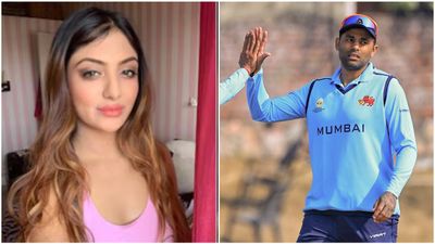 நான் மெசேஜ் அனுப்பினேனா.. ஒழுங்கா ரூ.100 கோடி எடுத்து வைங்க.. நடிகைக்கு எதிராக பொங்கிய சூர்யகுமார்!