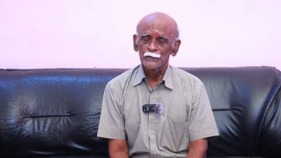 திருச்செந்தூரில் நிலம்..திமுக நகராட்சி துணை தலைவர் மீது அரசு பள்ளி தலைமை ஆசிரியர் கண்ணீர் மல்க புகார்