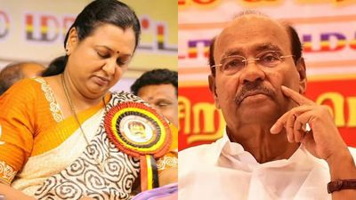 தமிழக அரசியலில் சஸ்பென்ஸ் உடைகிறது.. திமுக, அதிமுகவிற்கு காத்திருக்கும் ட்விஸ்ட் 