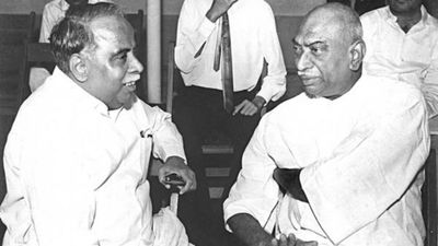 காமராஜரின் முதல் தோல்வி.. அண்ணாவின் கடைசி வெற்றி.. மறக்க முடியாத 1967 சட்டசபை தேர்தல்!