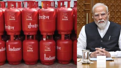 ஈரான் - அமெரிக்கா போரால் நெருக்கடி.. பிரதமர் மோடி டெல்லியில் அவசர மீட்டிங்! ஆலோசித்தது என்ன?