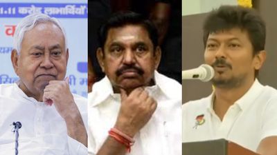 நிதிஷ் குமாருக்கே இந்த நிலைமை என்றால்.. ஊர்ந்து ஊர்ந்து போன எடப்பாடிக்கு? விட்டு விளாசிய உதயநிதி