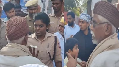 திருப்பரங்குன்றம் சிக்கந்தர் தர்காவுக்கு சென்ற இஸ்லாமியர்களை போலீசார் தடுத்து நிறுத்தியதால் பரபரப்பு