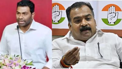 ரஜினி பற்றி பேசிய சர்ச்சை அடங்குவதற்குள் புதிய பஞ்சாயத்தை இழுத்த ஆதவ்! மாணிக்கம் தாகூர் கடும் கோபம்