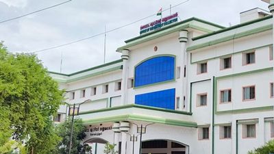 கோவையில் 2 ஆயிரம் அரசு ஊழியர்கள் எடுத்த முடிவு.. மாவட்ட கலெக்டருக்கு மிகப்பெரிய ட்விஸ்ட் 