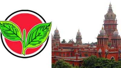  தேர்தல் நெருங்கும் நேரத்தில் அதிமுக முன்னாள் அமைச்சர்களுக்கு ஸ்கெட்ச்.. ஐகோர்ட்டில் பரபர மனு!