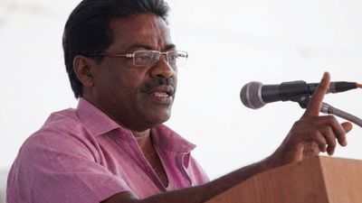 ஆர்எஸ்எஸ் டவுசர் அணியமாட்டார்  முருகன்! மதுக்கூர் ராமலிங்கத்தின் பேச்சால் ஆடிப்போன பாஜக.. இது எப்போ?