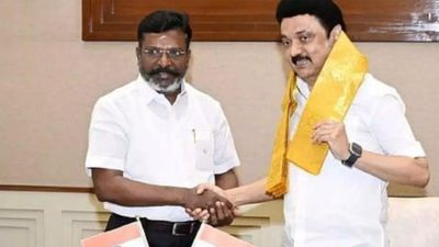 தமிழகம் + புதுச்சேரி.. 10 தொகுதிகள் ஒதுக்குங்க.. ஸ்டாலினை வீட்டில் சந்தித்து திருமாவளவன் கோரிக்கை! 