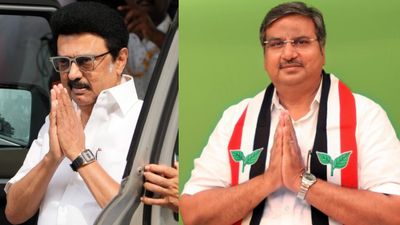  கொளத்தூர் தொகுதியில் முதல்வர் ஸ்டாலினை எதிர்த்து களமிறங்கும் ராயபுரம் மனோ? எடப்பாடி பக்கா பிளான்!