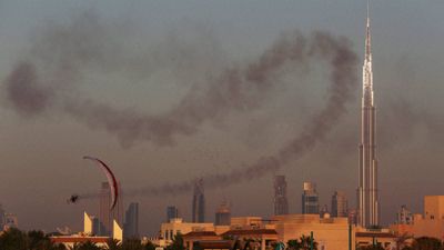 துபாய்க்கு விழுந்த மரண அடி.. மத்திய கிழக்கு மோதலால் பெரிய நஷ்டம்.. இனி பழையபடி வருவதே கஷ்டம் தான்