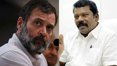 நோட்டுக்கு சீட்டு..கதர் கட்சியில் கை ஓங்கும் தலைகள்! லிஸ்டை பார்த்து கண் சிவந்த ராகுல்! பரபர டெல்லி!