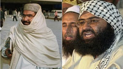 துரந்தர் சம்பவம்.? பாக். கொடூர தீவிரவாதி மசூத் அசார் சகோதரர் மர்ம மரணம்! வரிசையாக விழும் விக்கெட்கள்