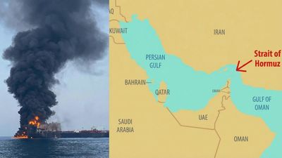 ஈரான் கோரதாண்டவம்.. கடலில் பற்றி எரியும் எண்ணெய் கப்பல்.. 14 இந்தியர்களின் கதி என்ன? உச்சமடைந்த போர்