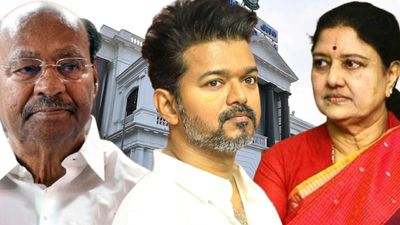 Election Exclusive: விஜய் + சசிகலா + ராமதாஸ்? தமிழக அரசியலில் பரபரப்பைக் கிளப்பும் 3வது கூட்டணி? கணக்கு சரியா வருமா?