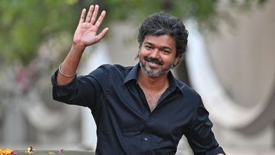 நீங்க நம்பலைனானும் அதான் நெசம்.. மும்பைக்கு பறந்த விஜய்! பைனான்ஸ் செய்யும் அரசியல் புள்ளியின் வாரிசு