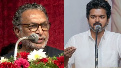 பிரபலம் என்பது மட்டுமே கட்சி தொடங்குவதற்கு போதுமா? விஜயை தாக்கிப்பேசிய நடிகர் நாசர்.. பரபரப்பு