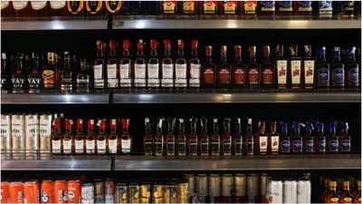 அடுத்த பாண்டிச்சேரியாக மாறும் பெங்களூர்! பீர் விலை அப்படியே குறையுது.. பட்ஜெட்டில் முக்கிய அறிவிப்பு