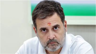 விலை பேசப்படும் காங்கிரஸ் சீட்டுகள்! ராகுல் காந்திக்கு பறந்த புகார்! 