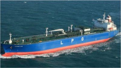 ஹார்முஸ் நீரிணையை கடந்து.. இந்தியாவுக்கு வந்த 2 எல்பிஜி கப்பல்கள்! ஆனால் பிரச்சனை இன்னும் முடியல!
