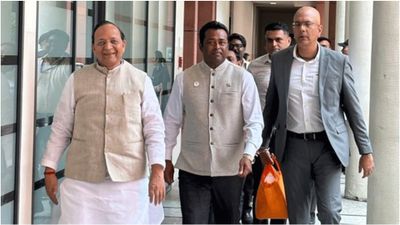 பாஜகவில் இணைந்தார் முன்னாள் டென்னிஸ் வீரர் லியாண்டர் பயஸ்! மேற்கு வங்க தேர்தலில் போட்டியிட வாய்ப்பு