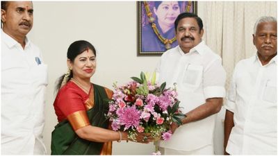 லால்குடியில் களமிறங்கிய ஆதவ் அர்ஜுனா மாமியார்.. அதிமுகவில் இணைந்த 1 மாதத்தில் சீட் கொடுத்த எடப்பாடி