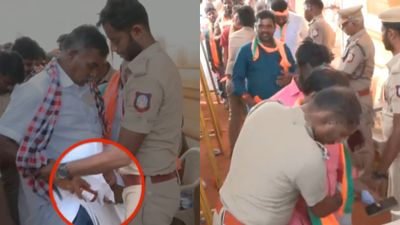 இடுப்பில் மது பாட்டில்.. மோடி போதை ஒழிப்பு பற்றி பேசிய NDA பொதுக்கூட்டத்திலேயே.. இதென்ன சோதனை?