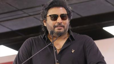 வீட்டை கட்டிப்பாருன்னு சொல்லுவாங்க.. எல்லோருக்கும் அது உரிமை! ஆனால், நெகிழ வைத்த பிரசாந்த்